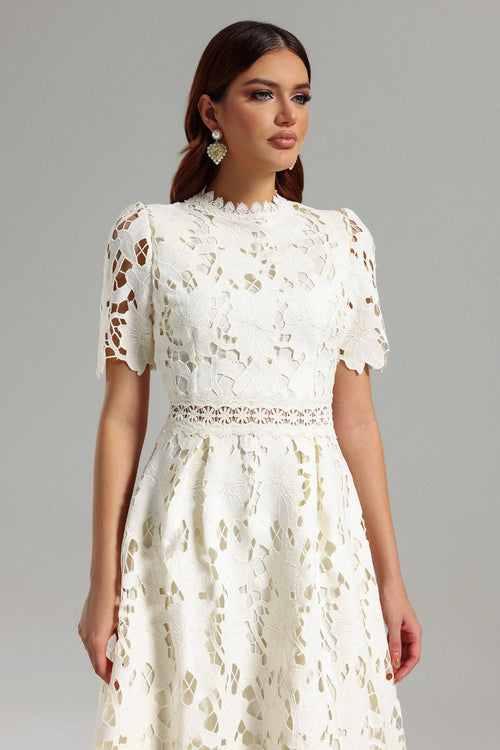 Bloom Lace Elegance Elbise