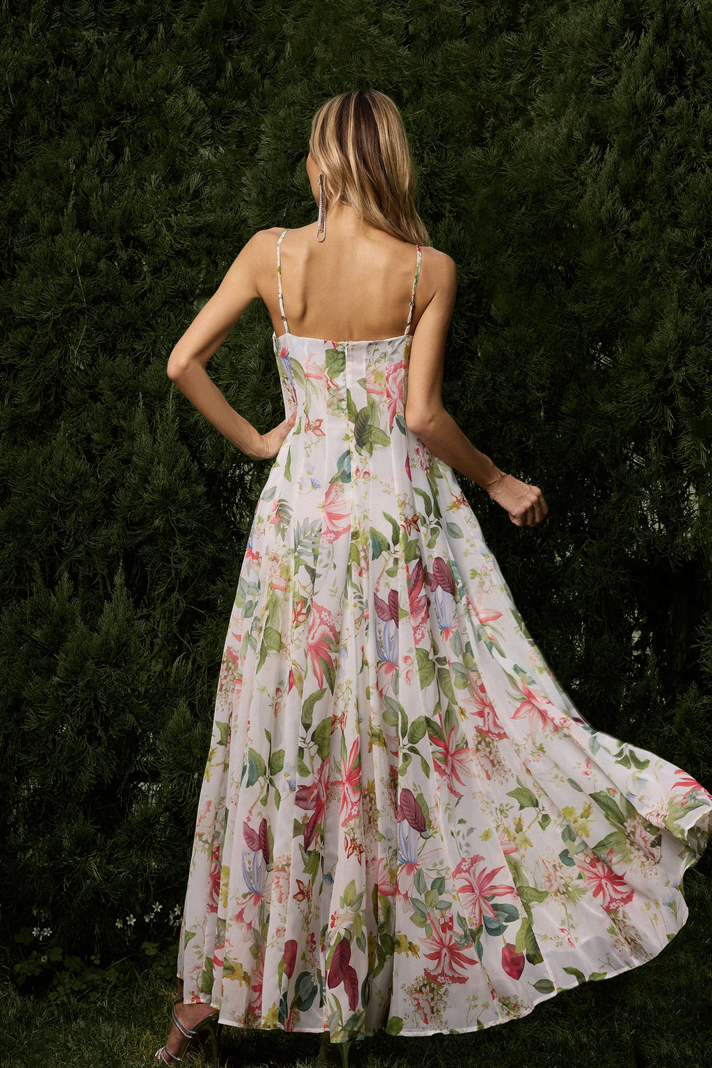 Bloom Elegance Elbise