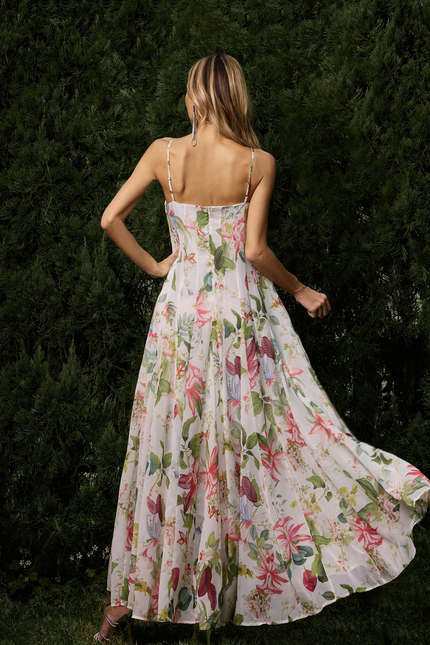 Bloom Elegance Elbise