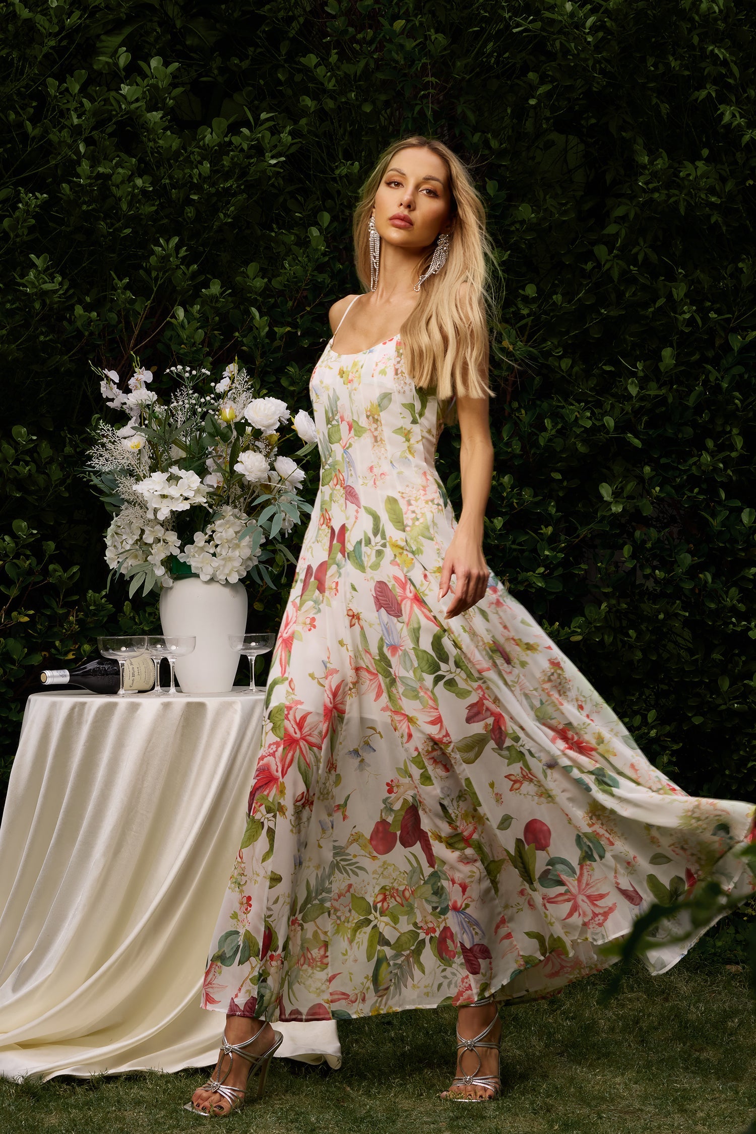 Bloom Elegance Elbise