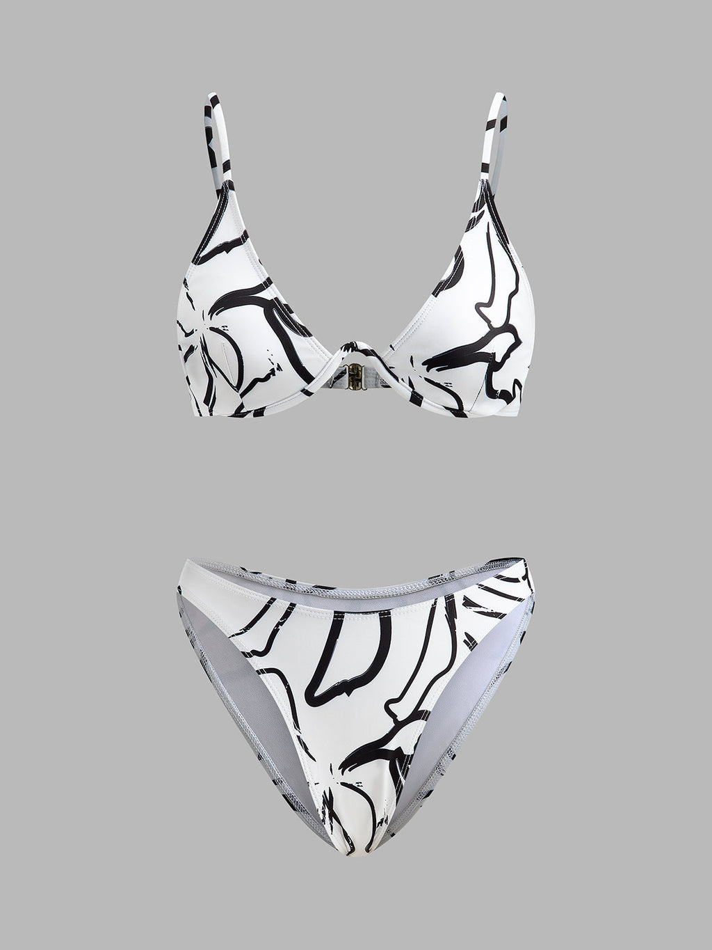 Üçgen Desenli Bikini Takımı