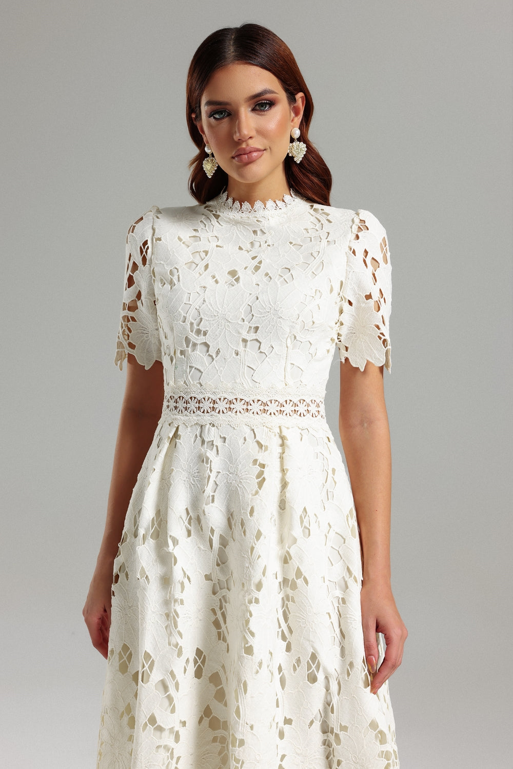 Bloom Lace Elegance Elbise